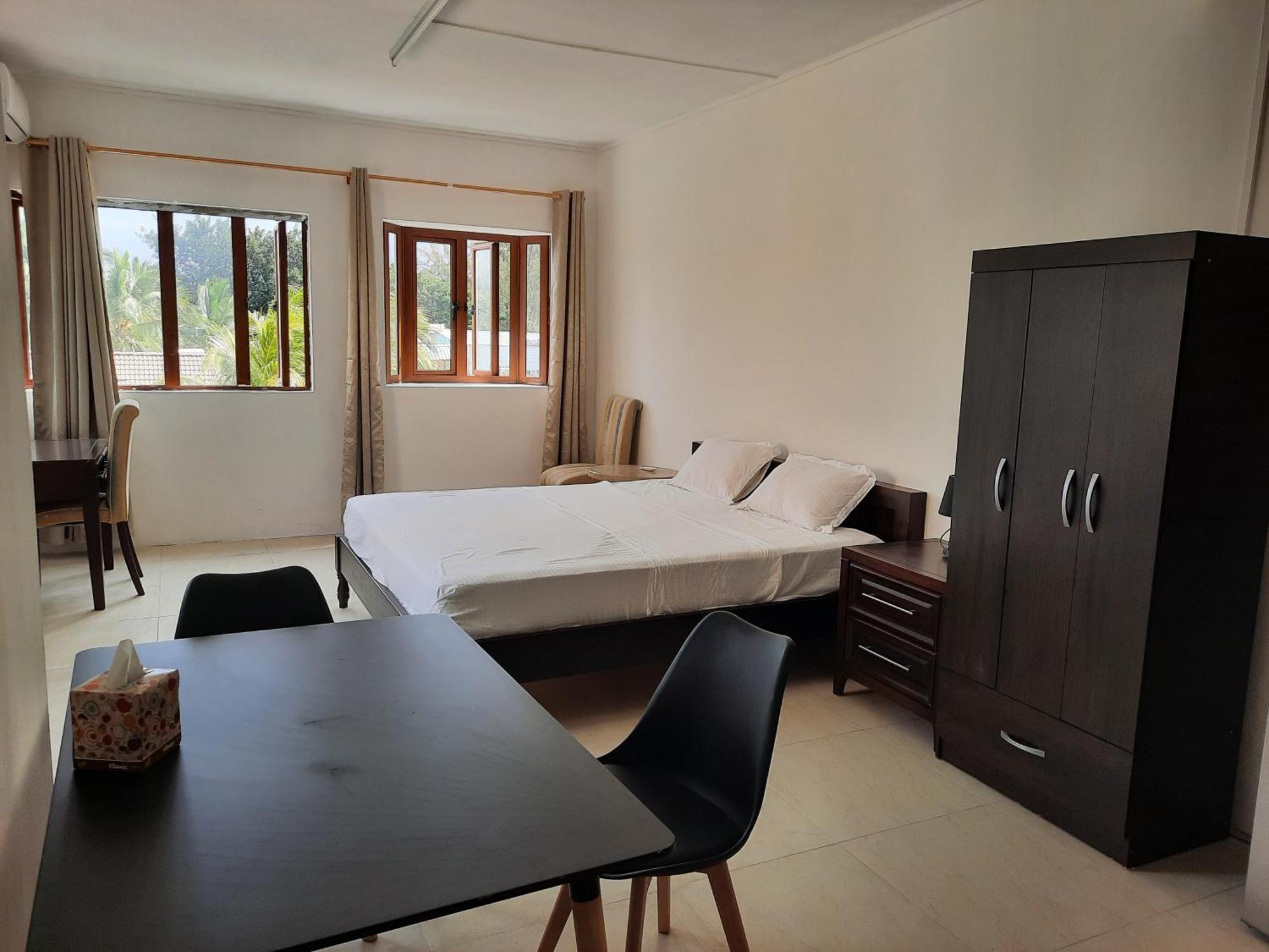 Jasmin Apartments Flic En Flac Flic en Flac Exterior foto