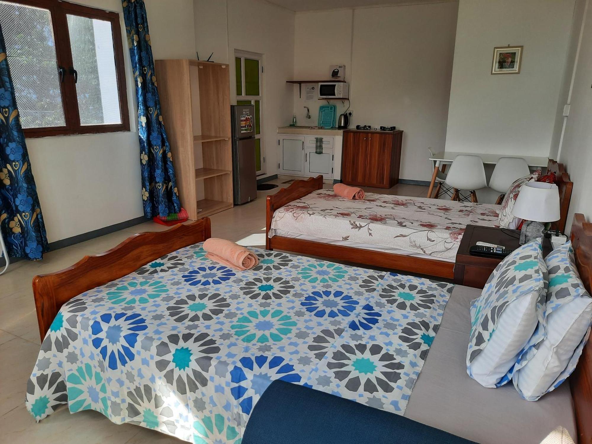 Jasmin Apartments Flic En Flac Flic en Flac Quarto foto